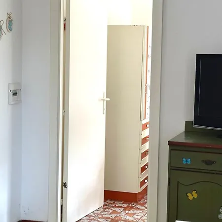Trilocale A 50 Mt Dal Mare - M018